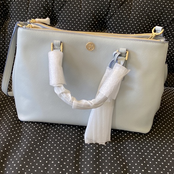 Tory Burch Handbags - NWT Tory Burch Robinson double zip tote, powder blue